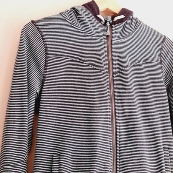 LULULEMON Bliss Break Hoodie Jacket Full-Zip Front Blue Stripe Sz M 6 8 - Picture 3 of 15